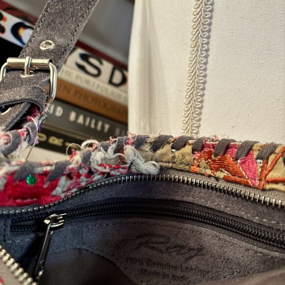 RAJ SUEDE FRINGE BELT BAG - Picture 3 of 5